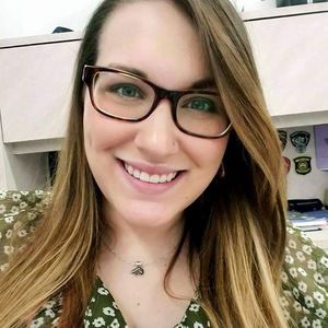 Meet your Posher, Ana